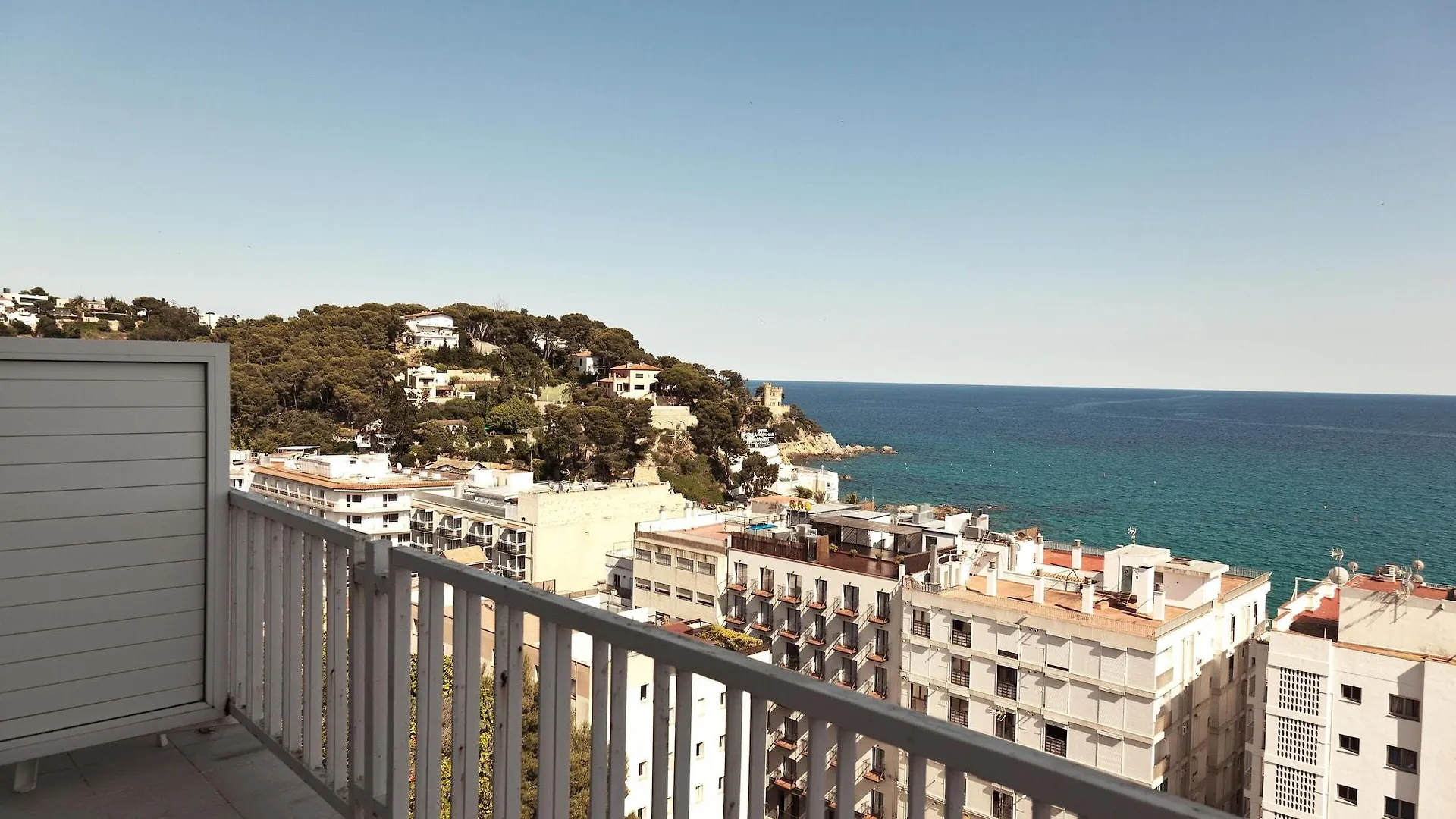 Hotel Roger De Flor By Seleqtta Lloret de Mar 4*,  Spain
