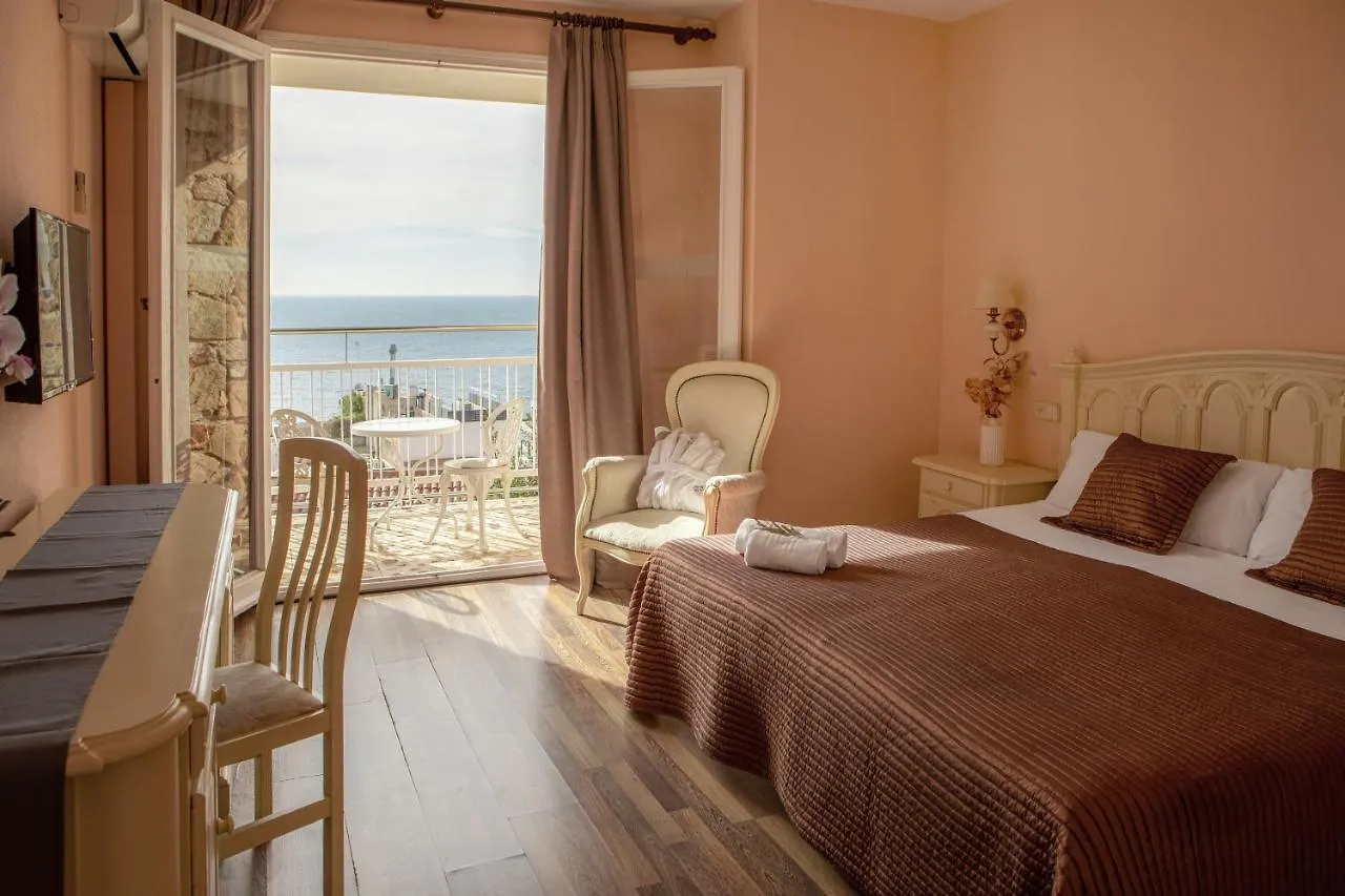 Hotel Roger De Flor By Seleqtta Lloret de Mar