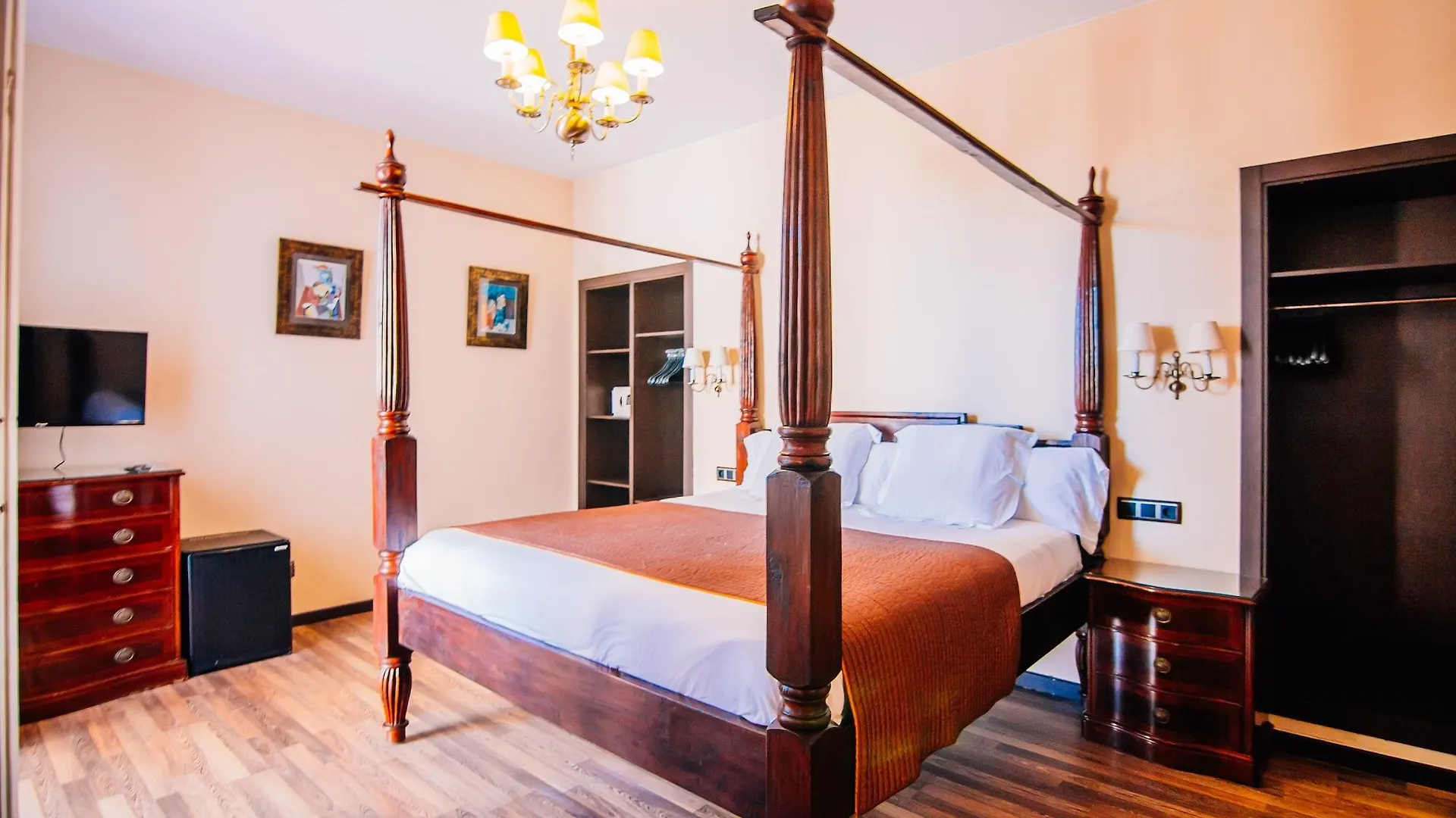 ****  Hotel Roger De Flor By Seleqtta Льорет-де-Мар Испания