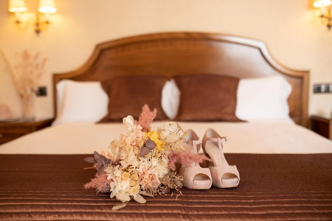 Hotel Roger De Flor By Seleqtta Льорет-де-Мар 4*,  Испания