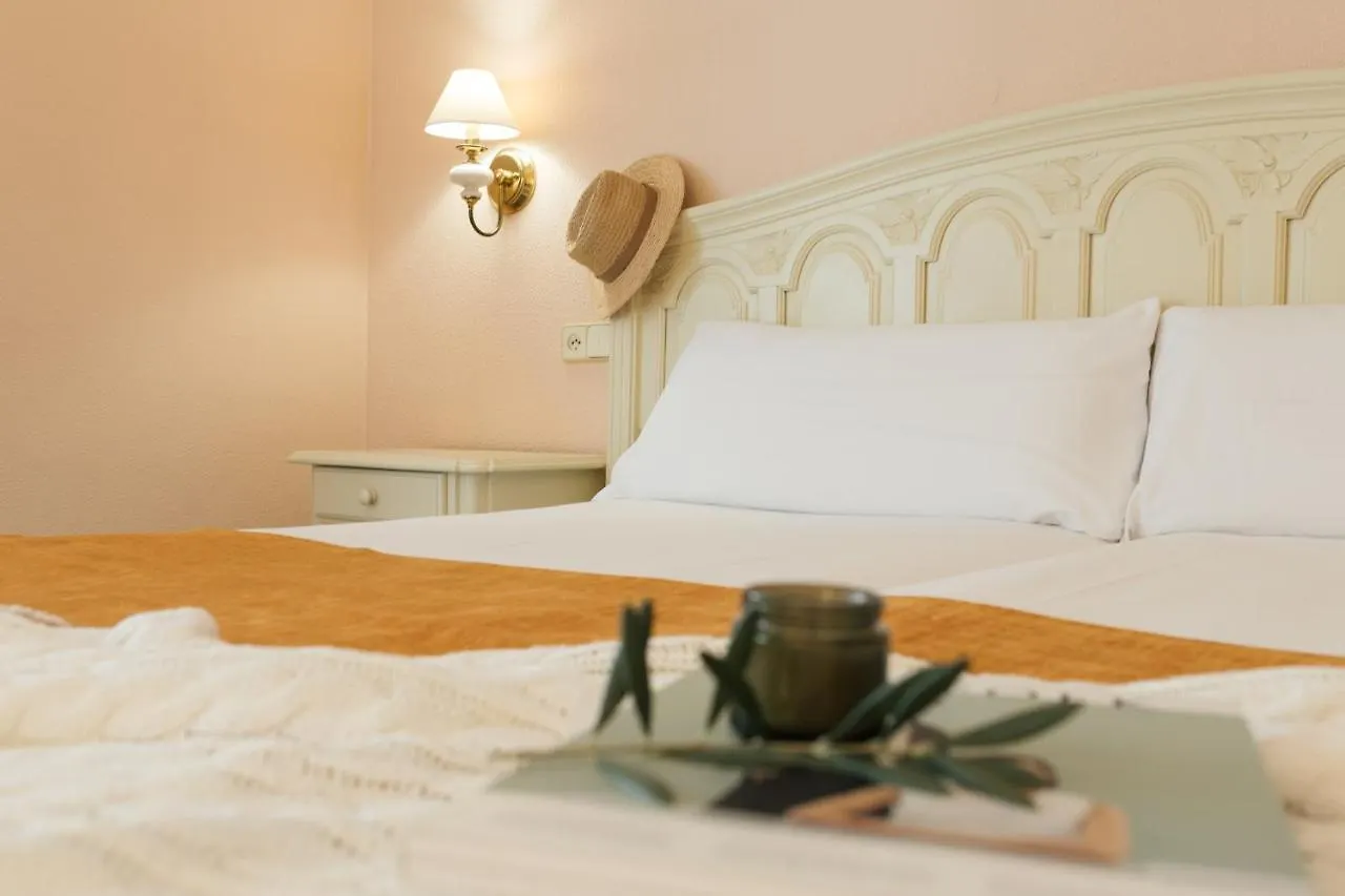 Hotel Roger De Flor By Seleqtta Льорет-де-Мар 4*,  Испания